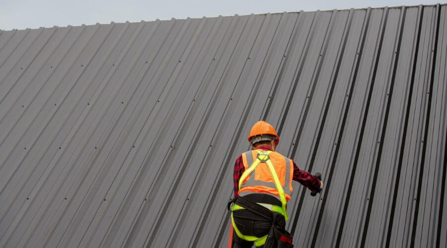 Professional metal roof installation services in Fort Leavenworth, KS
